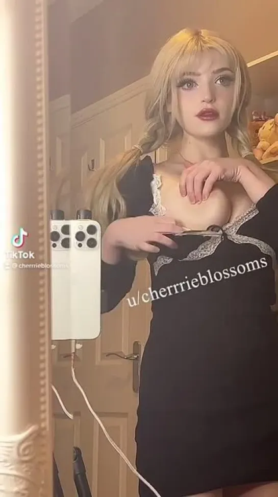 Голые Тиктокерши | Слив Тик Ток 18+ | Сливы стримерш | OnlyFans | Tik Tok | тиктокерш | блогерш | Sex | попа | тик токерш