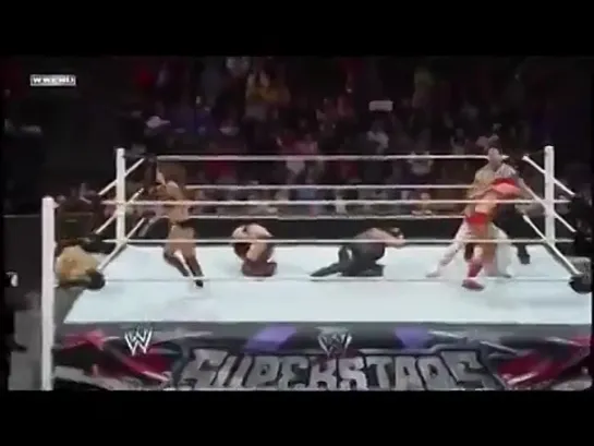 Divas All World | The Bella Twins and Natty vs Tamina,Summer and Eva.