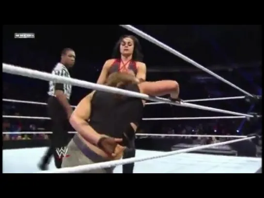 Divas All World | Kaitlyn vs Aksana.