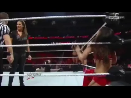 Divas All World | Natalya and The Bella Twins vs Aj,Tamina and Alicia Fox.