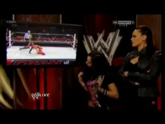 Divas All World | Brie Bella vs Alicia Fox, Raw 30.09.13.