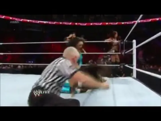 Divas All World | Total Divas vs Real Divas on Raw 09.09.2013