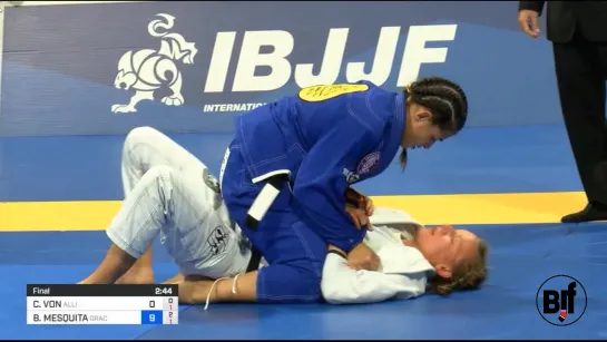 Beatriz Mesquita vs Charlotte Von Baumgarten #ibjjfworld19