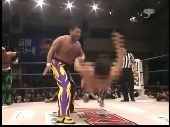 Shinjiro Otani, Taichi Ishikari & Tetsuhiro Kuroda vs Toshiaki Kawada, Fujin & Raijin - 27.10.2005 (HUSTLE House Vol 10)