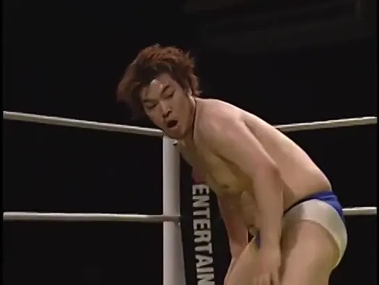 Kota Ibushi vs. Danshoku Dino - 07.06.2009 (DDT Dramatic Next Door)