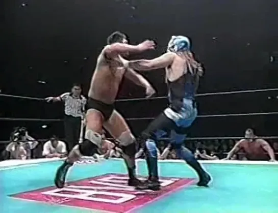 Koji Kanemoto, Shinjiro Otani & Tatsuhito Takaiwa vs. El Samurai, Jushin Liger & Kendo Kashin - 31.10.1997 (NJPW)