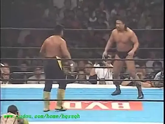 Toshiaki Kawada vs. Kensuke Sasaki - 09.10.2000 (NJPW Do Judge!!)