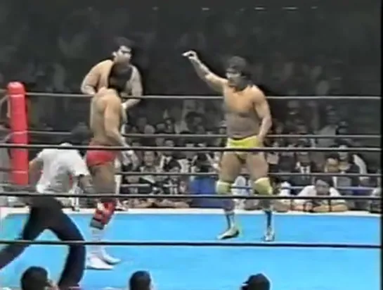 Keiji Muto & Masahiro Chono (c) vs. Hiroshi Hase & Kensuke Sasaki - 01.11.1990 (NJPW Dream Tour 1990)