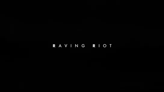 Рейв у парламента / Raving Riot (2019)