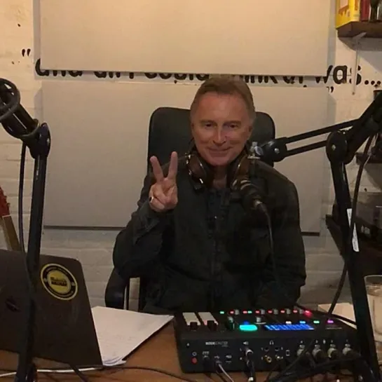 Boogaloo Radio - Robert Carlyle LIVE (20 oct 2021)