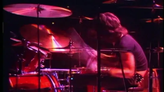 Rainbow --  Still Im Sad Cozy Powell drum solo Live  1977