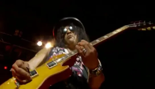 Slash - Made In Stoke Live (2011)