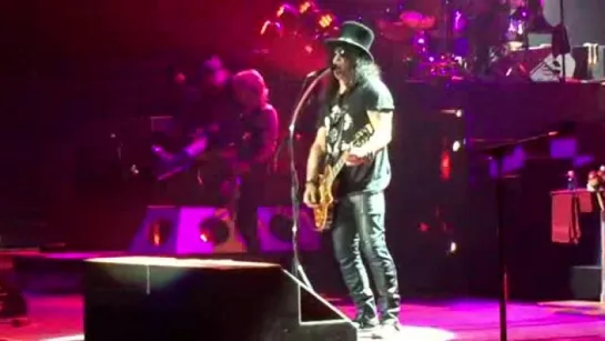 Guns N Roses Live T-MOBILE 04-09-2016