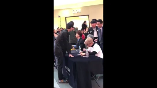 180422 EXO-CBX на Fansign Goyang для 2nd Mini Album Blooming Days