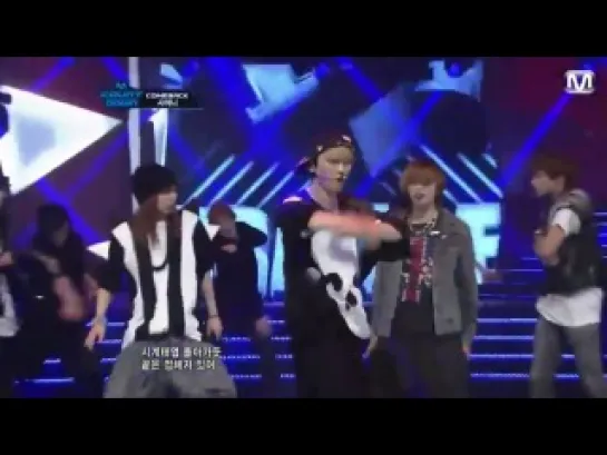 [12.03.22] SHINee - Stranger @ Comeback Stage