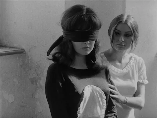 L'homme qui ment (1968) dir. Alain Robbe-Grillet / Человек, который лжет (1968) Режиссер: Ален Роб-Грийе.mp4