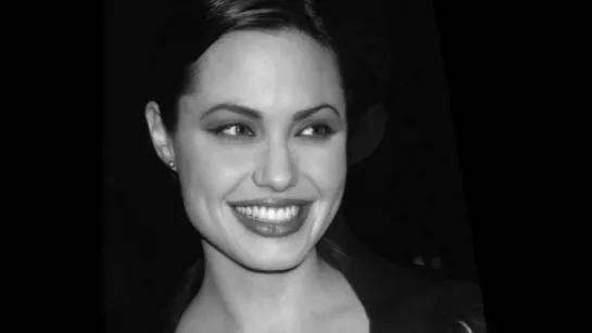 Angelina Jolie face morph over 56 seconds