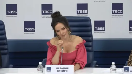 Natalia Oreiro - Press conference in Moscow - 19.3.2019