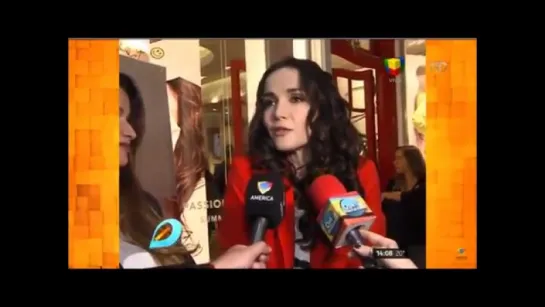 Natalia y Adriana Oreiro presentación las oreiro - Intrusos 04 09 2015