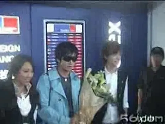 2007.10.02-Jun Ki @ HK Airport