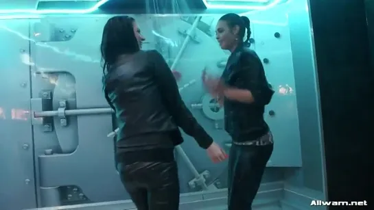 Wetlook Dancing Queens On Screen!