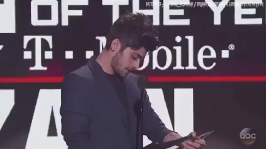 Zayn Malik Wins Best New Artist - AMAs 2016 Music Award [RUS SUB]