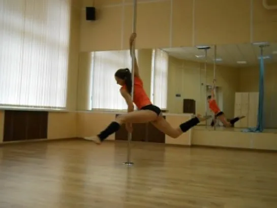 Pole Fitness. Элемент Крутка с выбросом