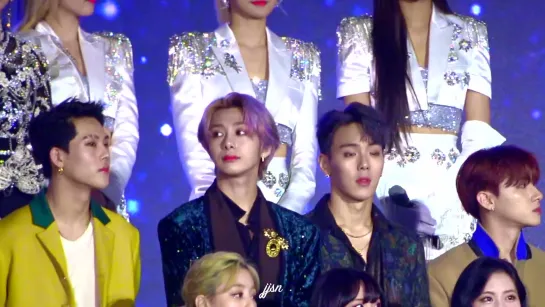 [Fancam][05.01.2020] The 34th Golden Disc Awards - ENDING (Hyungwon & Shownu focus)