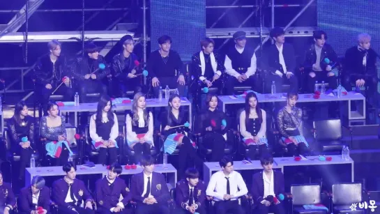 [Fancam][06.01.2019] The 33rd Golden Disc Awards (Wanna One, TWICE, StrayKids Reaction to MONSTA X)