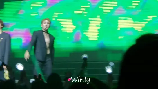 [Fancam][06.08.2019] The 3rd World Tour "WE ARE HERE" in Chicago - Oh My + Special + Fallin'