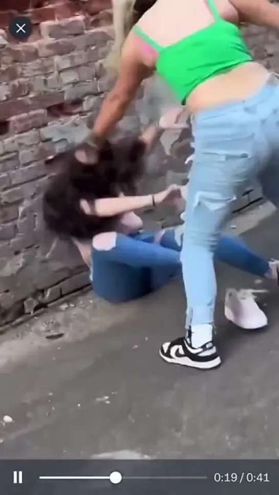 one sided alley brawl