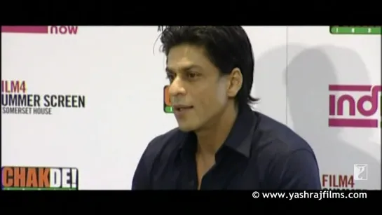 UK Premiere _ Chak De India _ Shah Rukh Khan