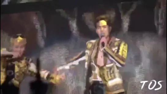 [Fancam][26.05.2018] The 2nd World Tour "THE CONNECT" in Seoul D-1 (Versace on the Floor)