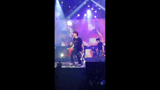 [Fancam][26.05.2018] The 2nd World Tour "THE CONNECT" in Seoul D-1 (Fallin')