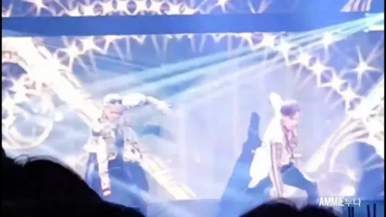 [Fancam][26.05.2018] The 2nd World Tour "THE CONNECT" in Seoul D-1 (VERSACE ON THE FLOOR unit JS)