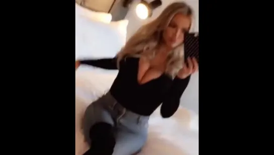 Busty Lindsey Pelas Instagram