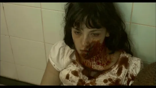 Месть нерожденному _ Inside _ À lintérieur (2007)