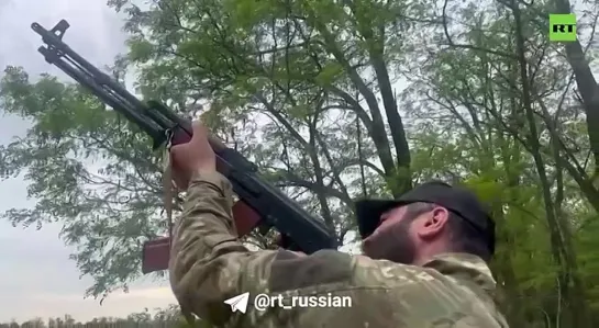 Диалог военкора RT Андрицы с начальником штаба спецназа «Ахмат-Восток» с позывным Асхаб в Запорожье (Ореховское направление)