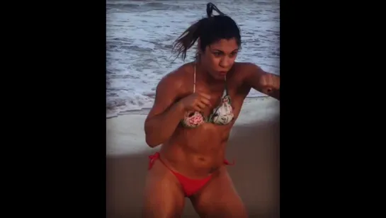 Bethe Correia: instagram video