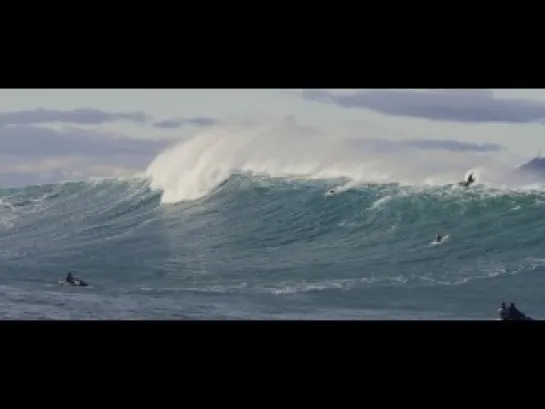 Сёрфинг на огромной волне Белрахха 2014 / Belharra meets Hercules/ Surfing on a huge wave off the coast of Belharra