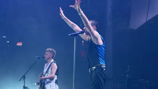 Depeche Mode - Spirits In The Forest / Live Spirits / Concert