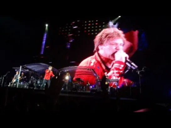 Bon Jovi - In These Arms (Istanbul, TT Arena,  08.07.2011)