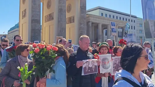 В Берлине в День Победы почтили память воинов-освободителей