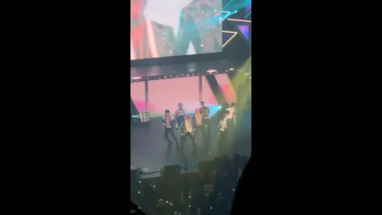 [VK][180425] MONSTA X fancam - Beautiful @ Japan 1st Live Tour 2018: Piece in Fukuoka