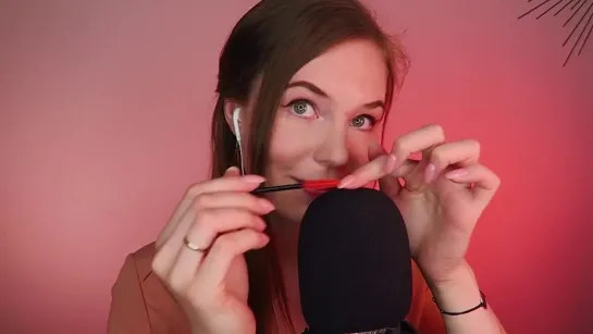 ASMR 8D Mic Scratching w_Spoolie and Slow Whispering [Around Your Head]