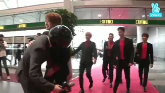 [VK] [02.12.2015] Monsta X Red Carpet @ Mnet Asian Music Awards 2015