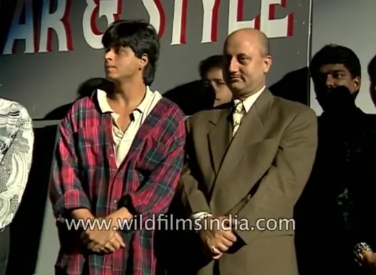 Shah Rukh Khan starer of Bollywood film Oh Darling Yeh Hai India - premiere