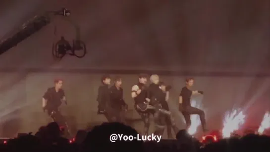 [VK][181128] MONSTA X fancam - SHOOT OUT @ Asia Artist Awards 2018