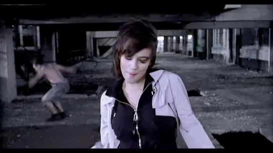 Alizee - A contre-courant