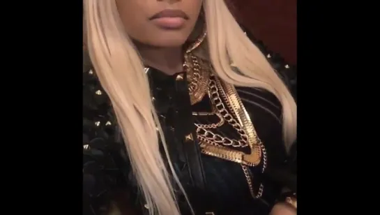 #InstaNicki